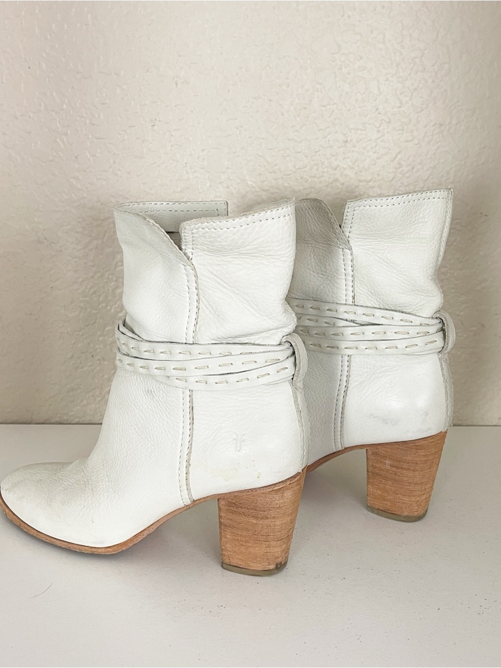 Frye Naomi Pickstitch white leather ankle boots 6 - Picture 4 of 14